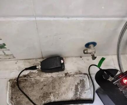 大石桥屋顶漏水维修公司分享下卫生间漏水的危害及解决方法